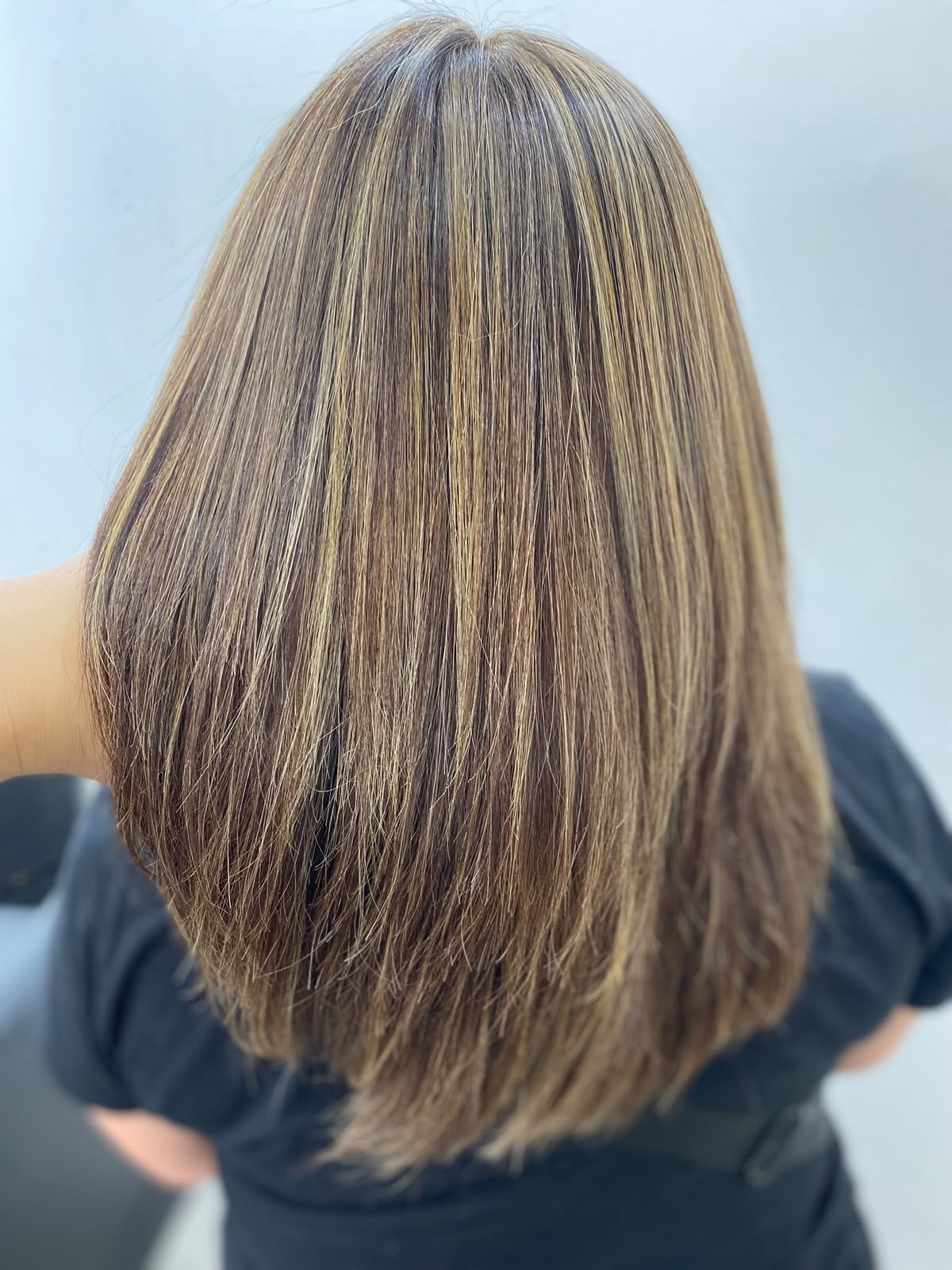 Cabello largo con técnica de iluminación